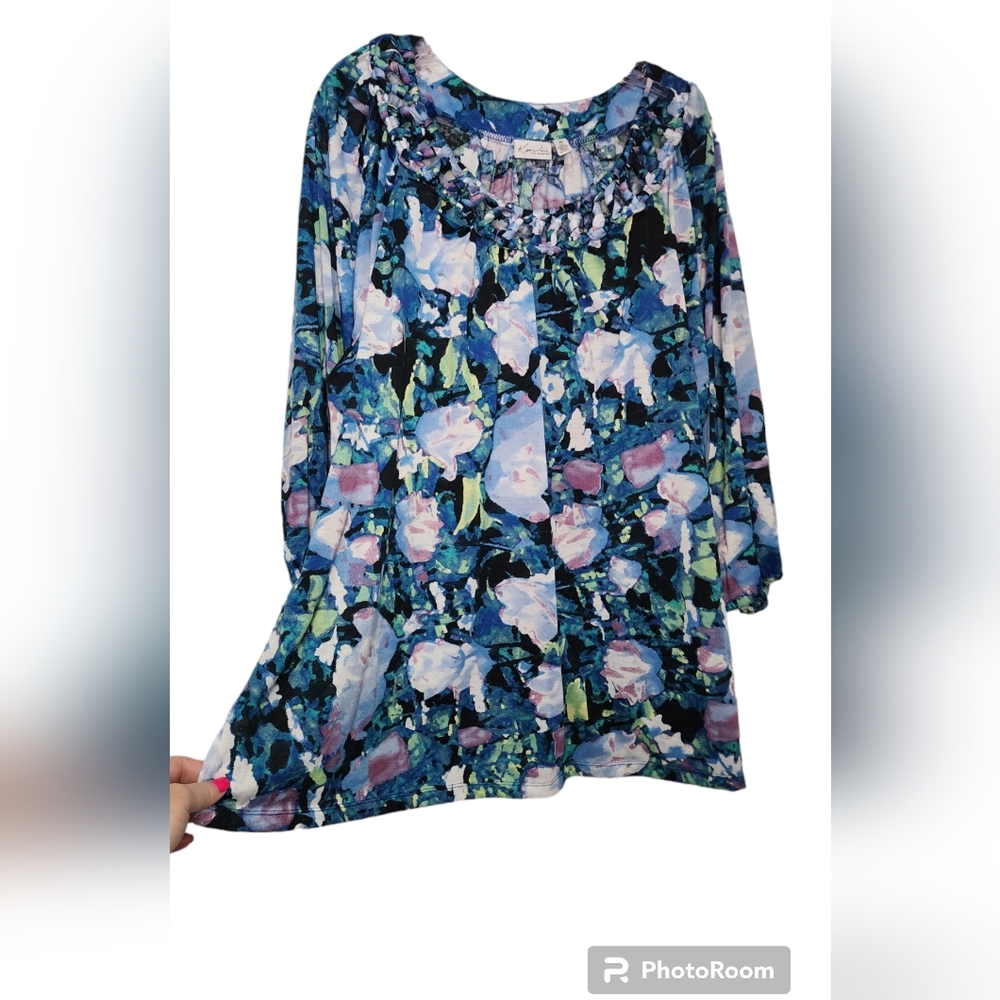 💗 Kim Roger's Women's Blue Floral Top Size 3X💗